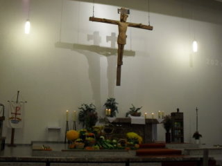 Erntedankdekoration in St. Pius.