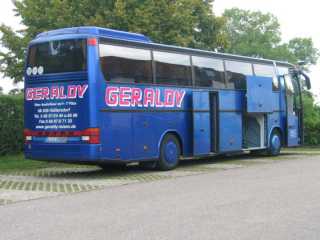 Neuer Bus