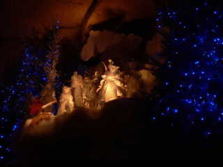 Weihnachtliche Deko in der Höhle